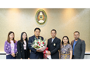 The Faculty of Humanities and Social
Sciences congratulated Dr.Peerapol
Chatchawan got the new position of the
Acting Director of the Office of Arts
and Culture, Suan Sunandha Rajabhat
University.