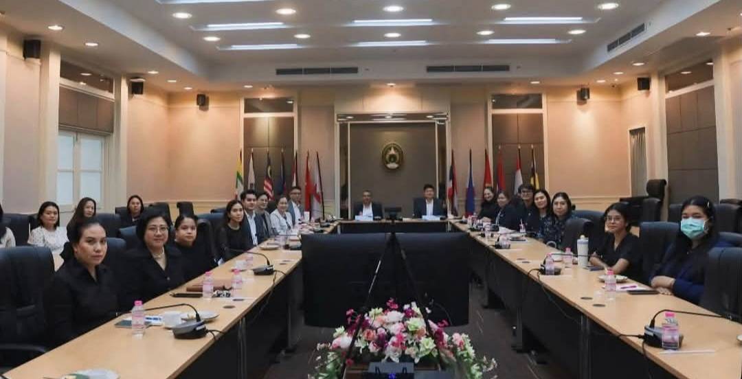 การหารือกับ Wenzao Ursuline
University of Languages